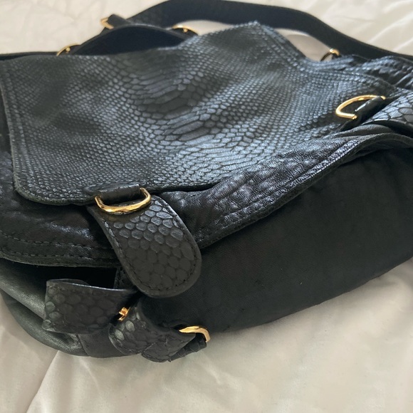 CC Skye The Onie Messenger Bag Python - Picture 7 of 14